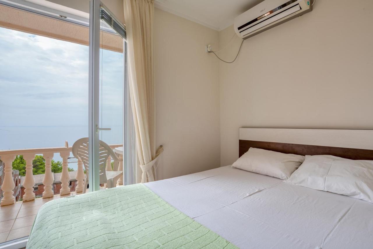 Apartmani Bronhi Sutomore Exteriör bild