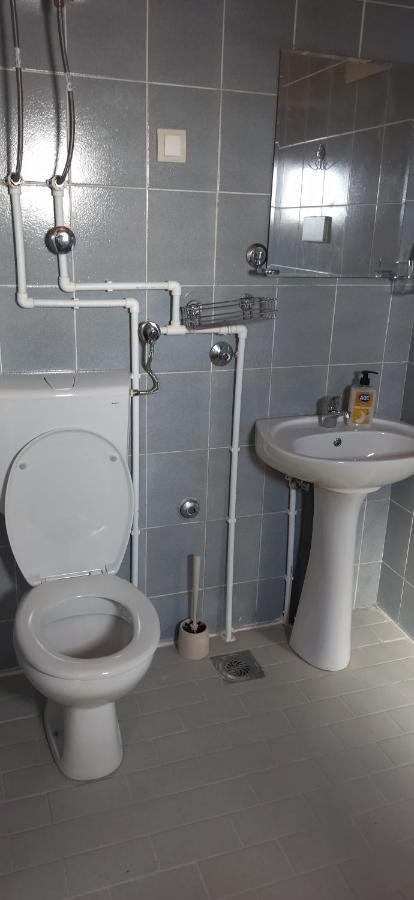Apartmani Bronhi Sutomore Exteriör bild