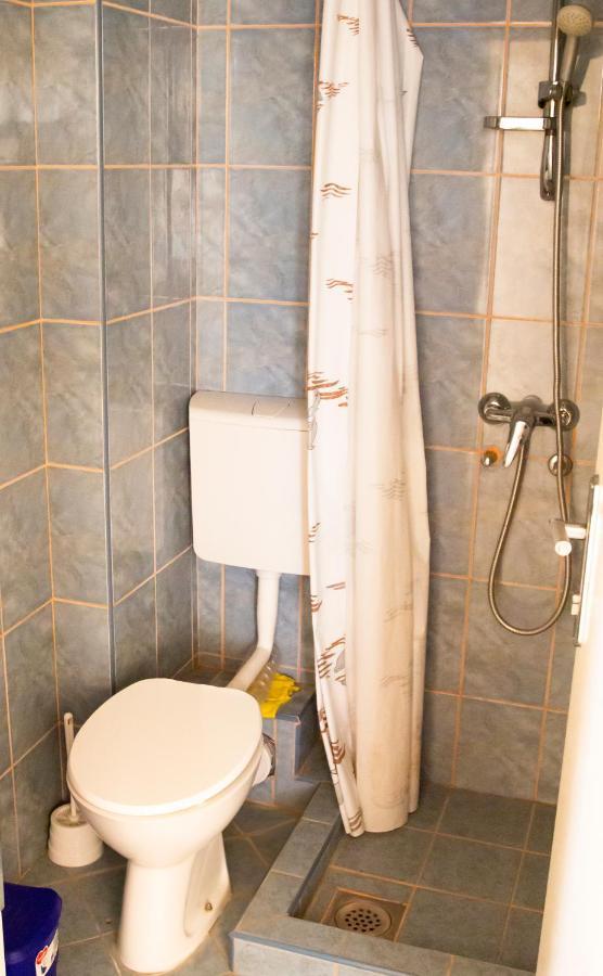 Apartmani Bronhi Sutomore Exteriör bild